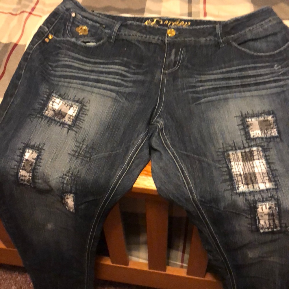 Cute skinny leg jeans needs a zipper